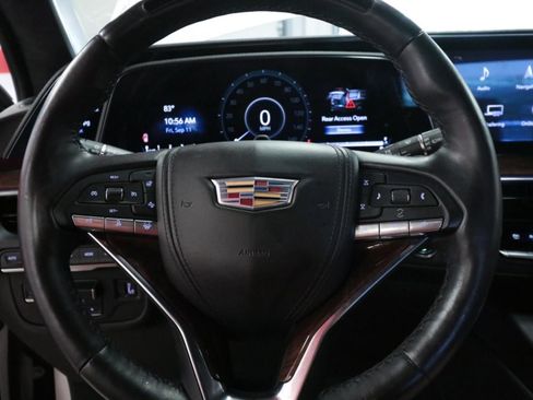 Used 2023 Cadillac Escalade Sport Platinum w/ LPO, ONYX Package AWD/4WD image 15