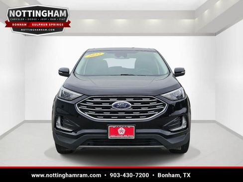 Used 2023 Ford Edge Titanium AWD/4WD image 2