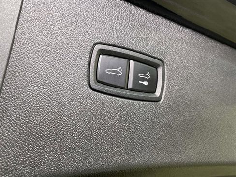 Used 2023 Porsche Cayenne Turbo GT image 22