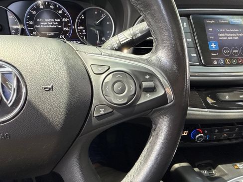 Used 2020 Buick Enclave Avenir w/ Avenir Technology Package AWD/4WD image 47