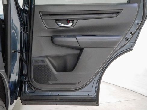 Used 2023 Honda CR-V EX image 34