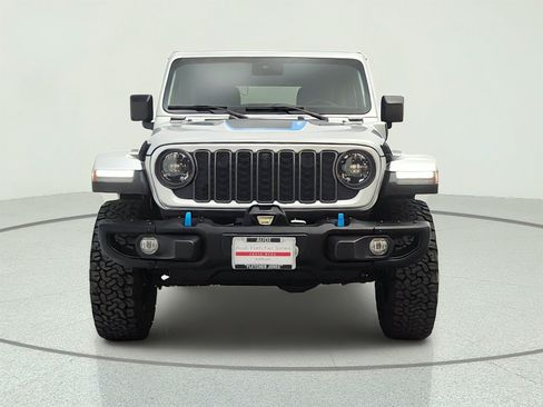 Used 2024 Jeep Wrangler Unlimited Rubicon 4xe AWD/4WD image 2