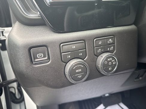 New 2026 Chevrolet Silverado 2500 LT w/ Z71 Chrome Sport Edition image 25