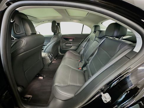 Used 2025 Mercedes-Benz C 300 C 300 image 29