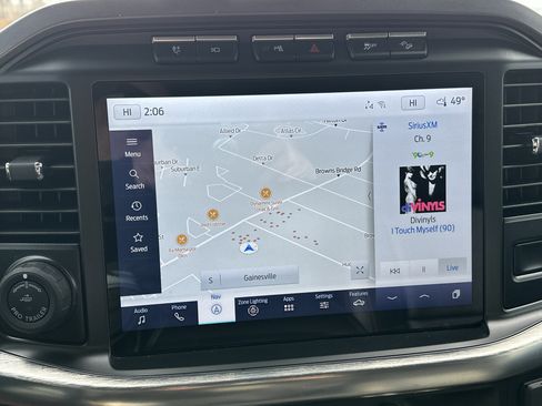 Used 2023 Ford F150 Lariat w/ Trailer Tow Package image 24