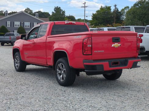 Used 2015 Chevrolet Colorado Z71 RWD image 8