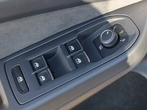 Used 2023 Volkswagen GTI Autobahn image 17