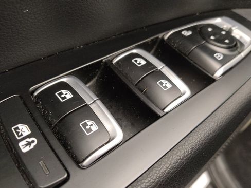 Used 2021 Kia Telluride S FWD image 27