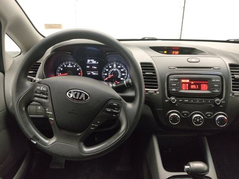Used 2018 Kia Forte LX image 22