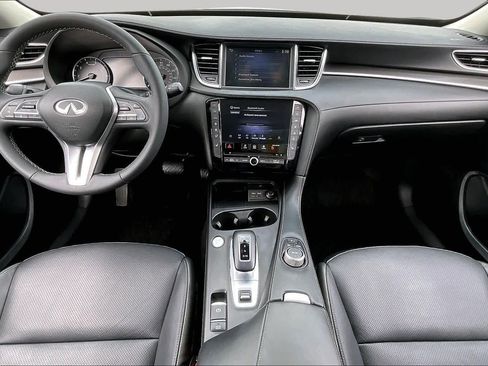 Used 2023 INFINITI QX50 Luxe FWD image 16