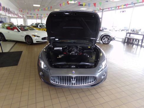 Used 2015 Maserati GranTurismo Convertible RWD image 30