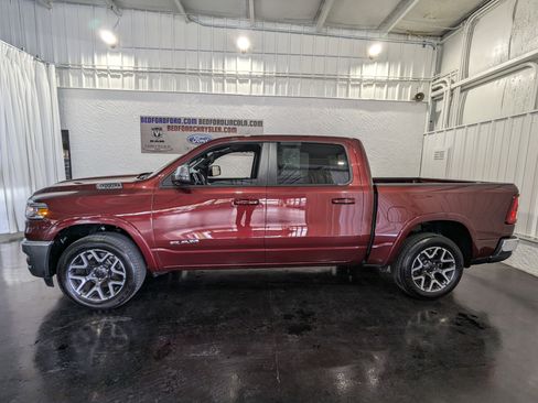 Used 2025 RAM 1500 Laramie image 2