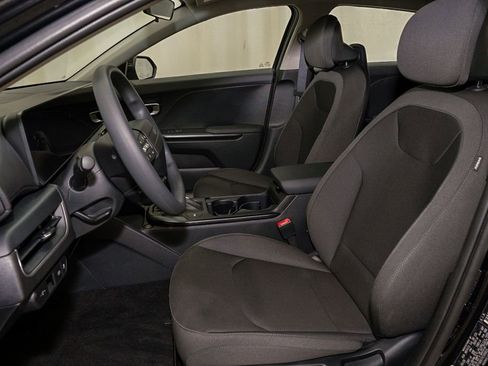 New 2026 Kia K4 LX image 11