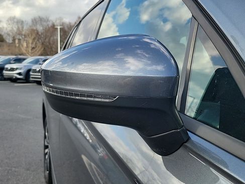 Used 2024 Volkswagen Tiguan S image 13