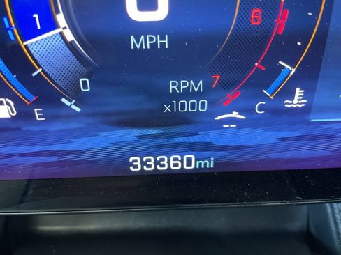 Used 2025 Chevrolet Equinox LT AWD/4WD image 13