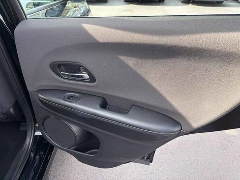 Used 2019 Honda HR-V Sport image 26