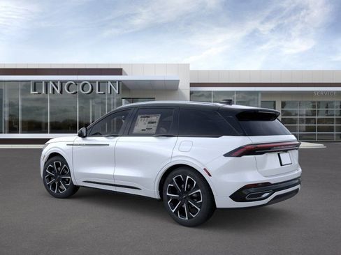 New 2026 Lincoln Nautilus Reserve AWD/4WD image 4