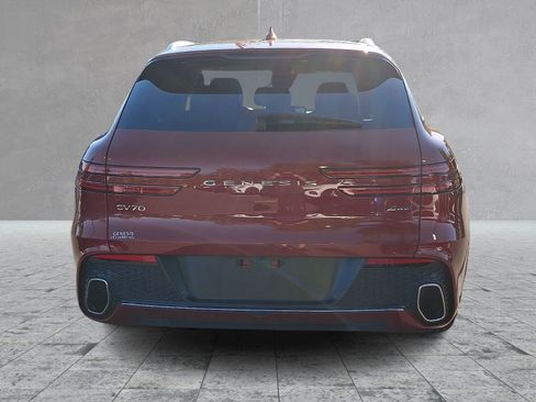 Certified 2025 Genesis GV70 2.5T w/ Advanced Package AWD/4WD image 5