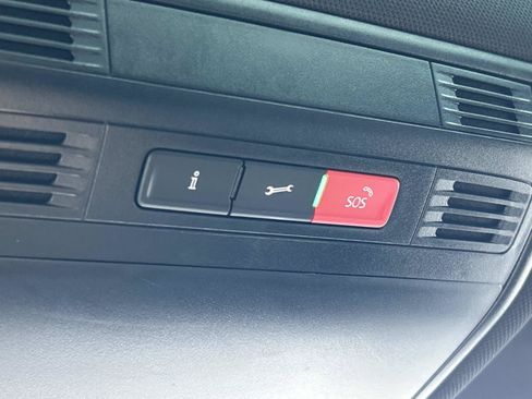 Certified 2023 Volkswagen Tiguan SE R-Line AWD/4WD image 36
