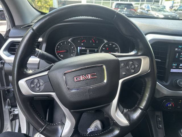 Used 2017 GMC Acadia SLE AWD/4WD image 13