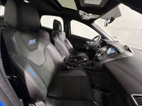 Used 2017 Ford Focus RS image 28