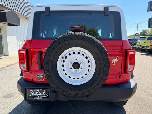 Used 2023 Ford Bronco 2-Door AWD/4WD image 6