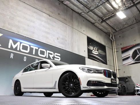 Used 2016 BMW 740i image 74