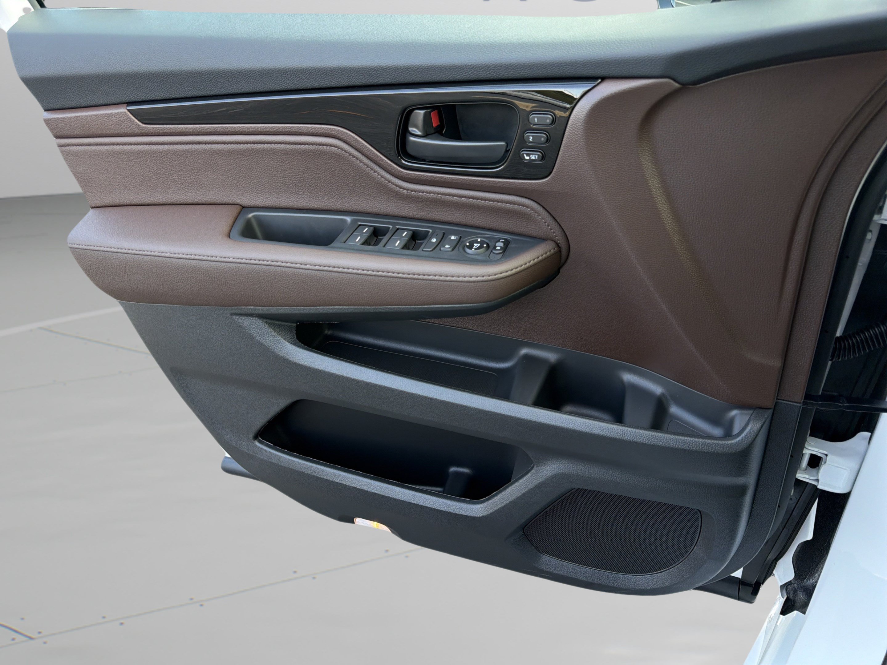 New 2027 Honda Odyssey Touring image 18