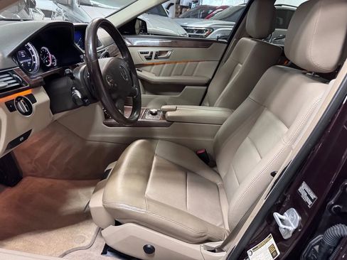 Used 2013 Mercedes-Benz E 350 4MATIC Sedan image 14