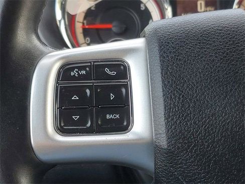 Used 2018 Dodge Grand Caravan GT FWD image 13