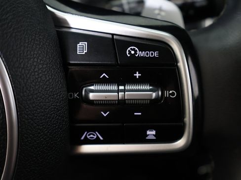 Used 2022 Kia Sorento SX image 52