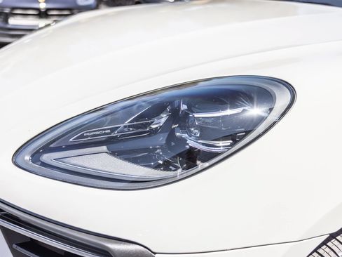 Certified 2026 Porsche Macan S AWD/4WD image 22