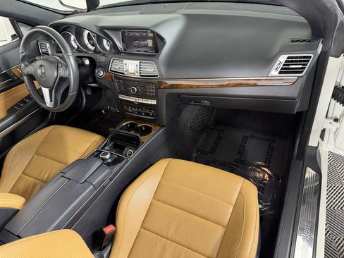 Used 2017 Mercedes-Benz E 400 Cabriolet image 19