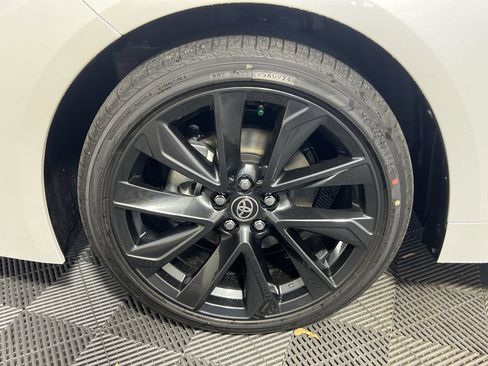 Used 2024 Toyota Corolla SE FWD image 13