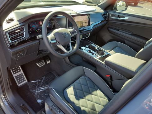 New 2026 Volkswagen Atlas Cross Sport SEL Premium R-Line image 21