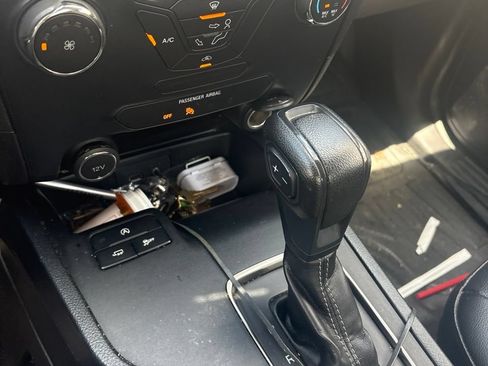 Used 2021 Ford Ranger XL RWD image 12