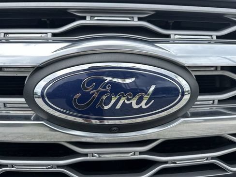 Used 2022 Ford Expedition Platinum AWD/4WD image 10
