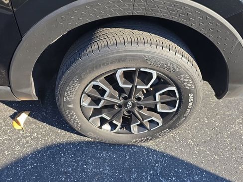 Used 2022 Hyundai Santa Cruz SEL image 6