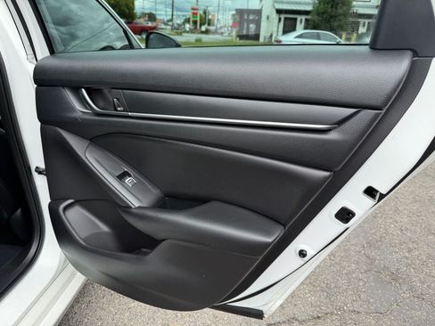 Used 2022 Honda Accord Sport image 24