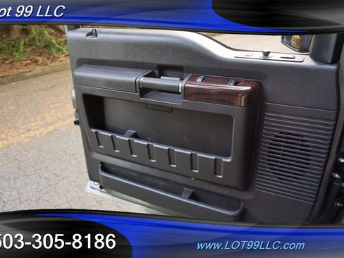 Used 2009 Ford F350 Lariat image 25