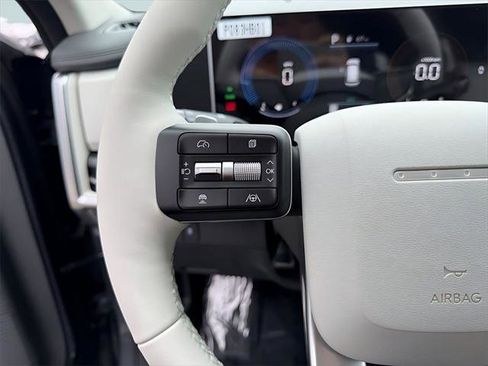 New 2026 Hyundai Santa Fe SE image 16