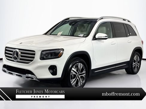 Used 2026 Mercedes-Benz GLB 250 image 1
