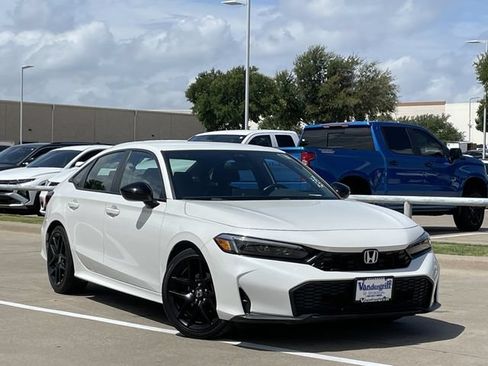 Certified 2025 Honda Civic Sport image 2