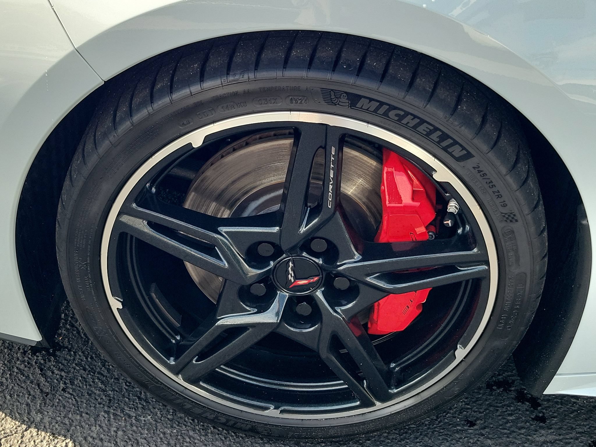 Used 2024 Chevrolet Corvette Stingray Preferred Cpe w/ Z51 Performance Package RWD image 7