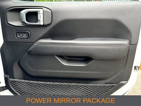 Used 2020 Jeep Wrangler Unlimited Sahara AWD/4WD image 10