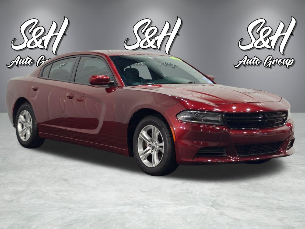Used 2021 Dodge Charger SXT w/ Leather Interior Group RWD image 2