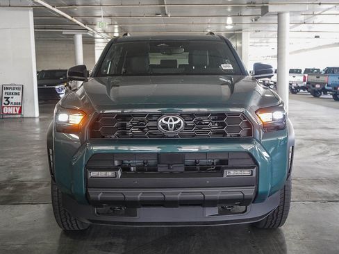 New 2026 Toyota 4Runner TRD Off-Road Premium AWD/4WD image 2