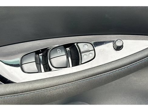 Used 2023 Nissan Leaf SV Plus FWD image 12