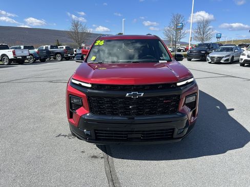 New 2026 Chevrolet Traverse RS image 2