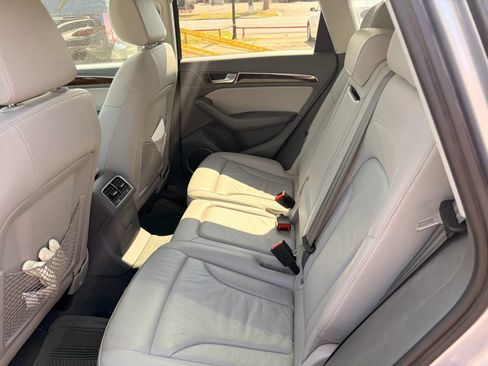 Used 2015 Audi Q5 2.0T Premium Plus w/ Technology Package AWD/4WD image 19
